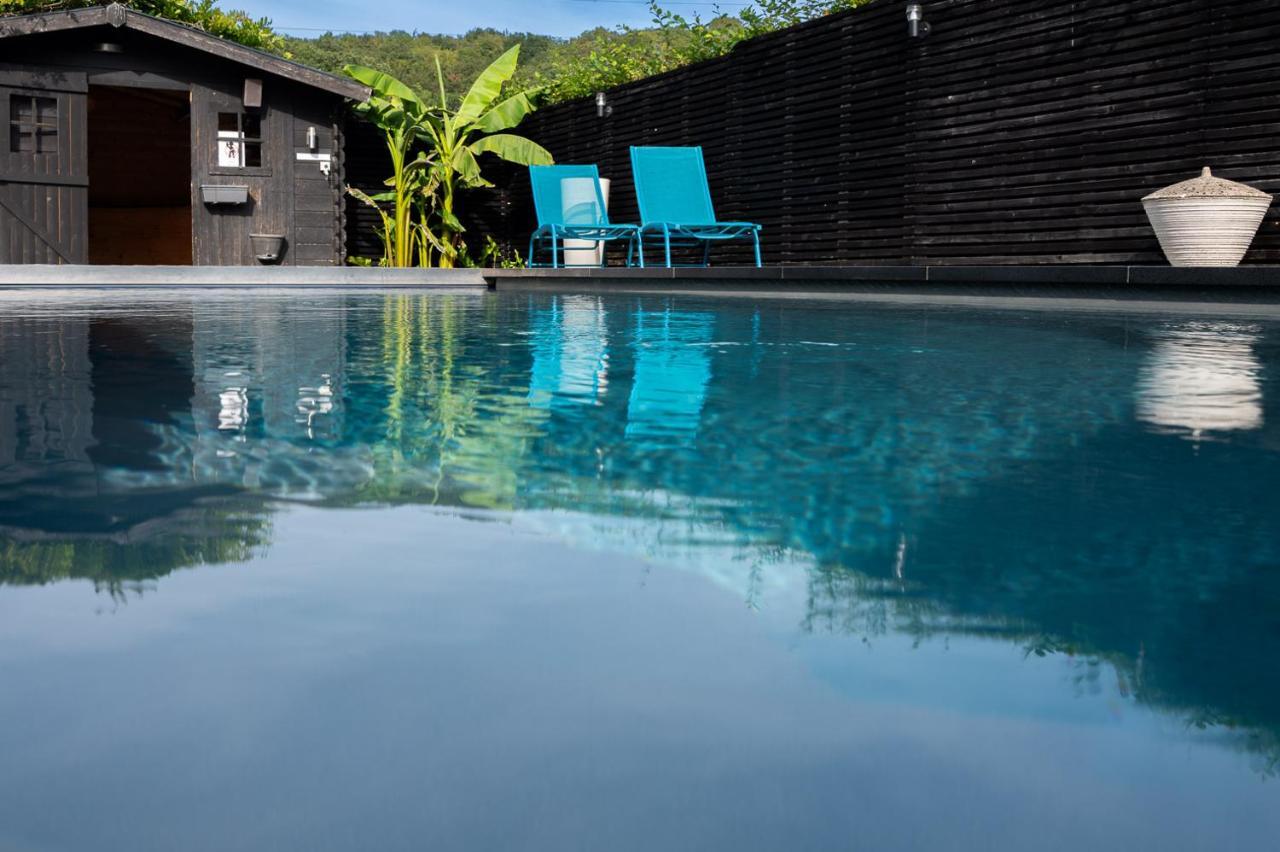 Chez Sabine Et Eric Maison Pour 6 Personnes Avec Piscine Chauffee Andenne Exterior foto